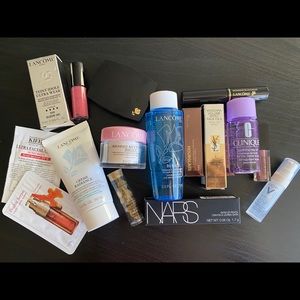 Makeup& skincare samples/ Travel sizes (mixed)